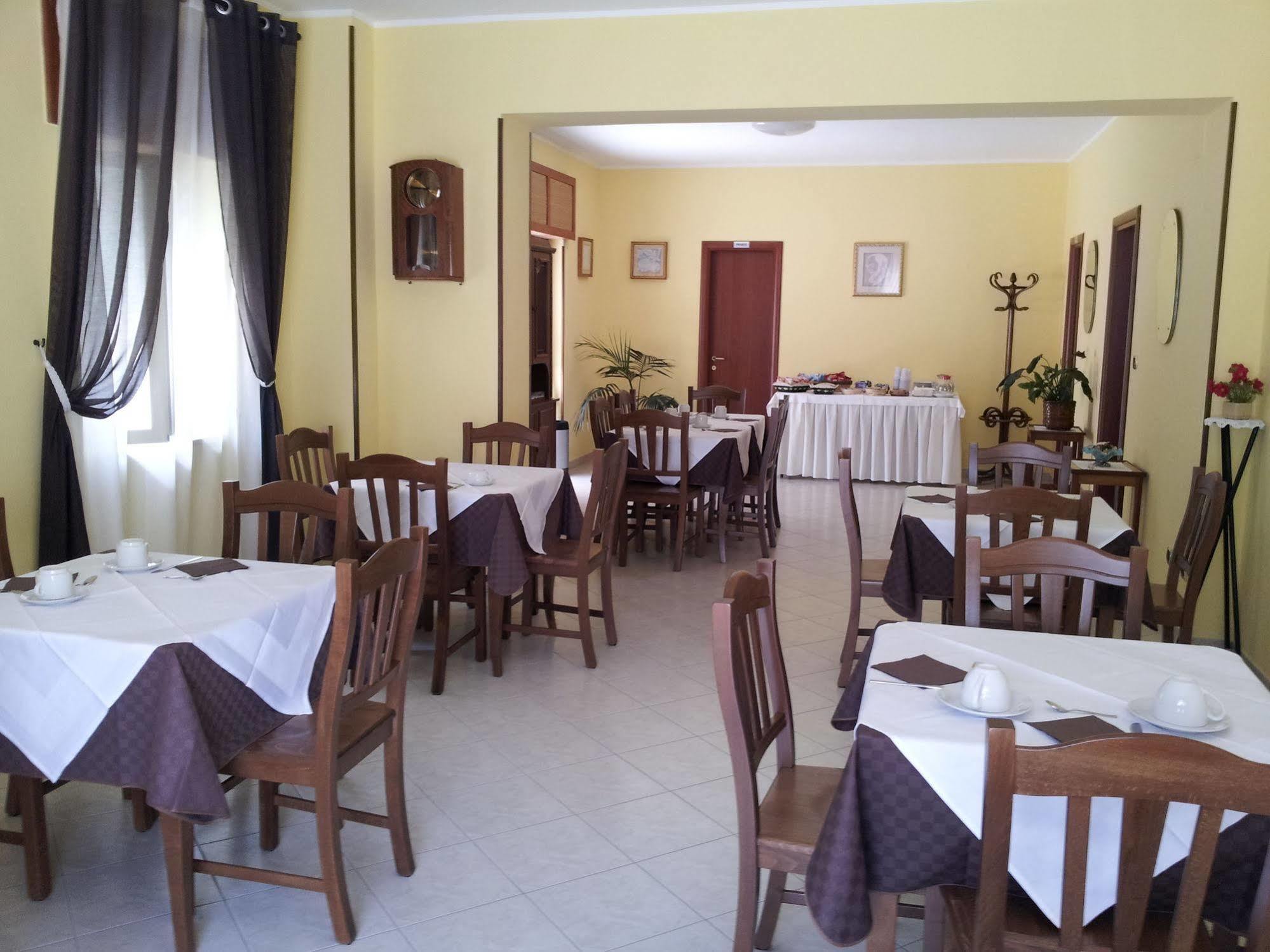 Holiday B&B Вико-дель-Гаргано Экстерьер фото