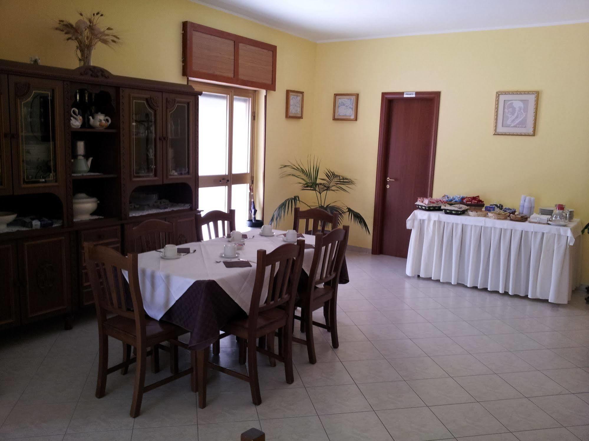 Holiday B&B Вико-дель-Гаргано Экстерьер фото